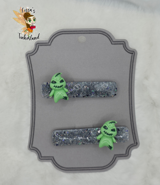 Oggie hair clips